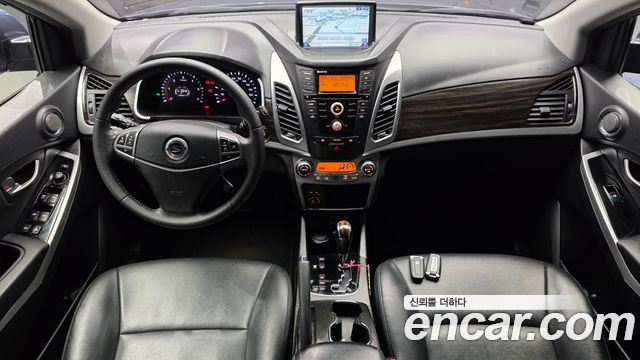 KG Mobility (SsangYong) Korando C 2.0 CVT 4WD Deluxe 2014 — фото 7