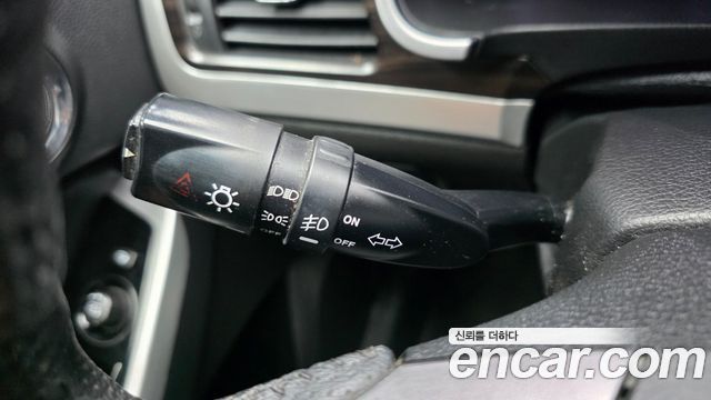 KG Mobility (SsangYong) Korando C 2.0 CVT 4WD Deluxe 2014 — фото 18