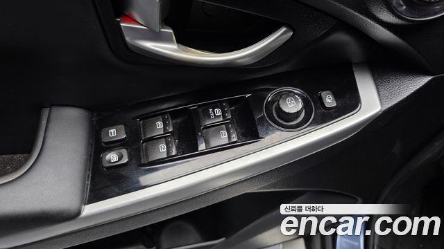 KG Mobility (SsangYong) Korando C 2.0 CVT 4WD Deluxe 2014 — фото 29