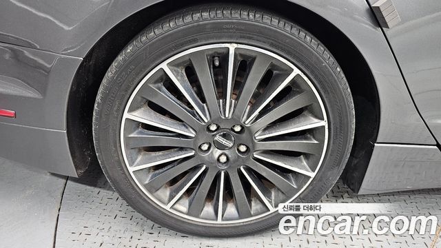 Lincoln MKZ 2.0 AWD 2nd 2016 — фото 5