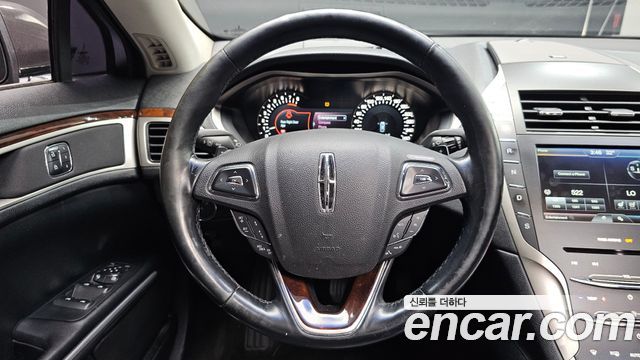 Lincoln MKZ 2.0 AWD 2nd 2016 — фото 12