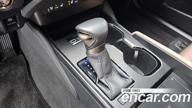 Lexus ES300h (VII) Executive 2026 — фото 9