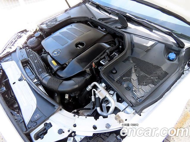 Mercedes-Benz C-Class (W205) C200 Cabriolet 2023 — фото 23