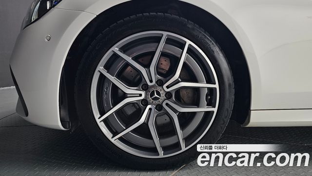 Mercedes-Benz E-Class (W213) E220d 4MATIC AMG Line 2021 — фото 5