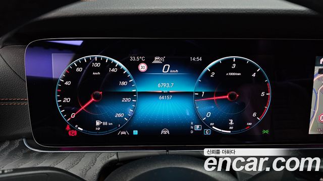 Mercedes-Benz E-Class (W213) E220d 4MATIC AMG Line 2021 — фото 8