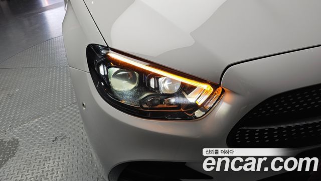 Mercedes-Benz E-Class (W213) E220d 4MATIC AMG Line 2021 — фото 22