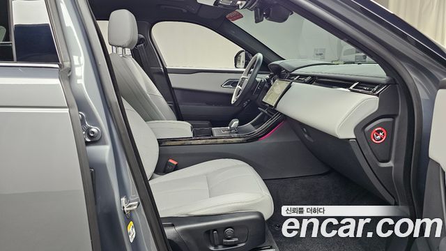 Land Rover Range Rover Velar 2.0 P250 Dynamic SE 2026 — фото 11