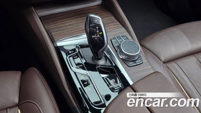 BMW 6 Series GT (G32) 620d xDrive M Sport 2021 — фото 9