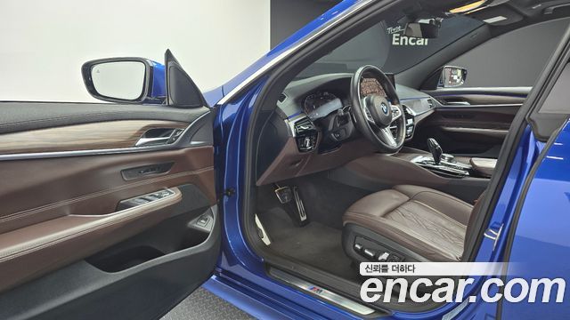 BMW 6 Series GT (G32) 620d xDrive M Sport 2021 — фото 10