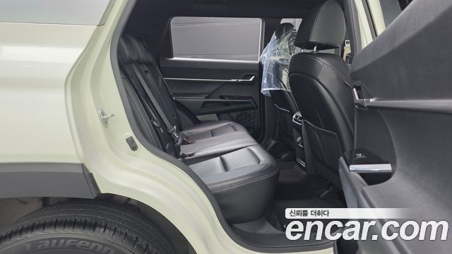 KG Mobility (SsangYong) Torres Gasoline 1.5 2WD T5 2023 — фото 11