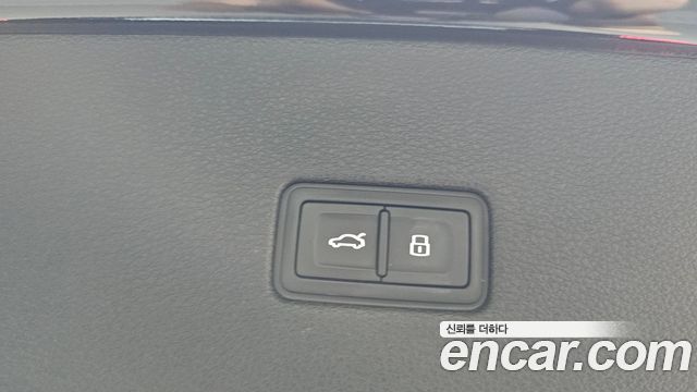 Audi Q8 (4M) 45 TDI Quattro Premium 2020 — фото 18