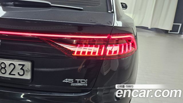 Audi Q8 (4M) 45 TDI Quattro Premium 2020 — фото 23