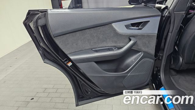 Audi Q8 (4M) 45 TDI Quattro Premium 2020 — фото 25