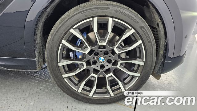BMW X6 (G06) xDrive40i M Sport 2024 — фото 5