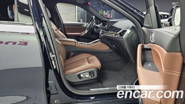 BMW X6 (G06) xDrive40i M Sport 2024 — фото 11
