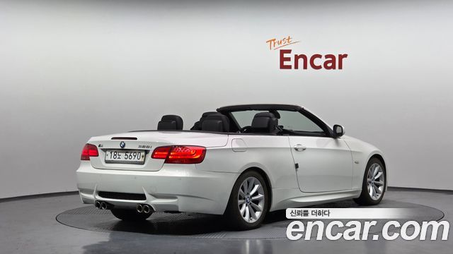 BMW 3 Series (E90) 328i convertible 2011 — фото 2