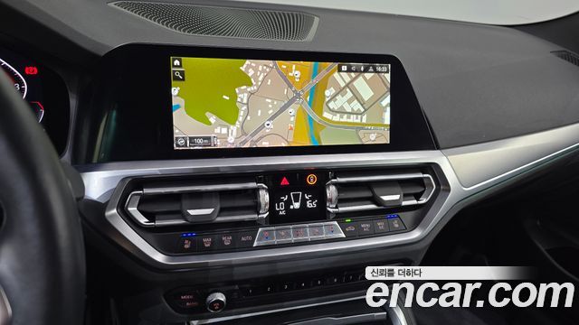 BMW 4 Series (G22) 420i M Sport Performance Coupe 2023 — фото 12