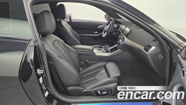 BMW 4 Series (G22) 420i M Sport Performance Coupe 2023 — фото 26