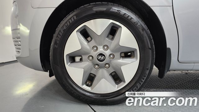 Hyundai Staria 4WD Tourer 9-Seater Modern 2023 — фото 5