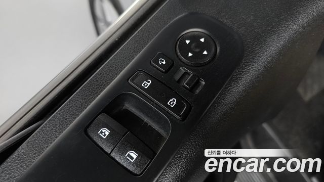 Hyundai Staria 4WD Tourer 9-Seater Modern 2023 — фото 30