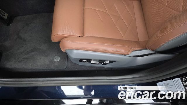 BMW 5 Series (G60) 530i xDrive M Sport 2025 — фото 31