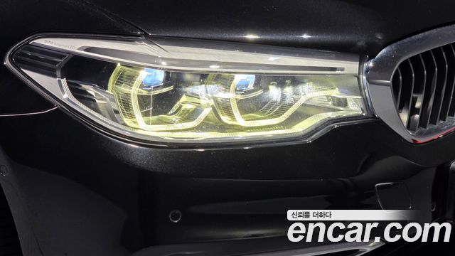 BMW 5 Series (G30) 530i Luxury Plus 2020 — фото 22