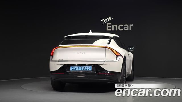 Kia EV6 Long Range Earth 2023 — фото 4