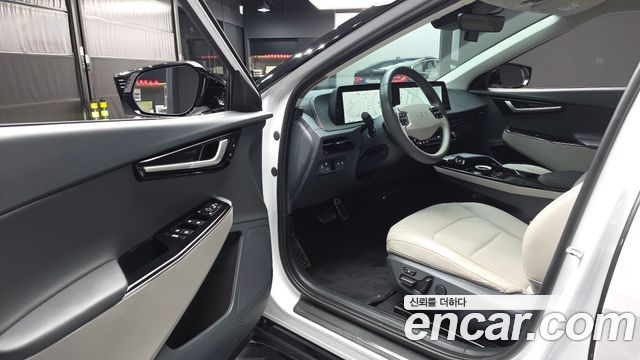 Kia EV6 Long Range Earth 2023 — фото 10