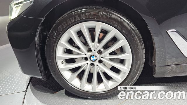 BMW 5 Series (G30) 520i Luxury 2021 — фото 5