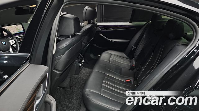 BMW 5 Series (G30) 520i Luxury 2021 — фото 11