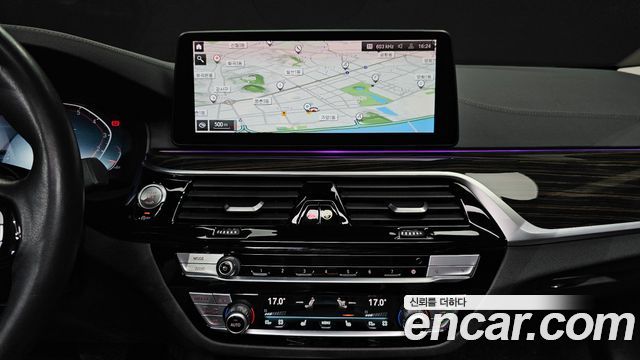 BMW 5 Series (G30) 520i Luxury 2021 — фото 13