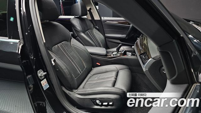 BMW 5 Series (G30) 520i Luxury 2021 — фото 26