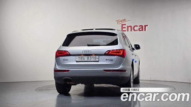Audi Q5 2.0 TDI Quattro Dynamic 8R 2012 — фото 4