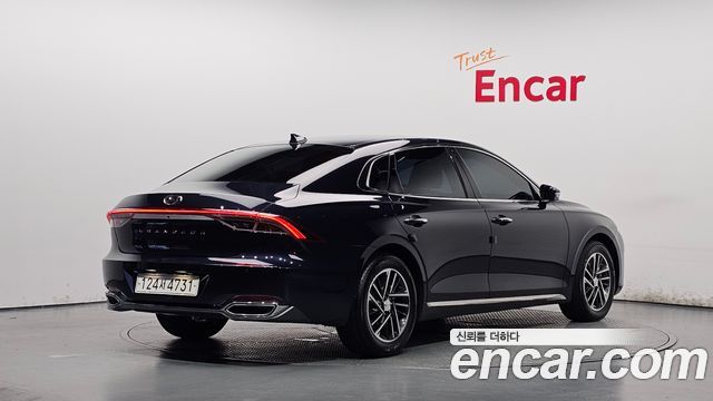 Hyundai Grandeur (IG) 2.5 Premium 2022 — фото 2