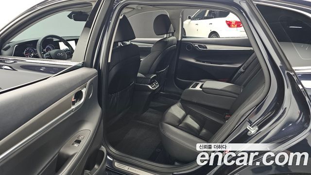 Hyundai Grandeur (IG) 2.5 Premium 2022 — фото 12