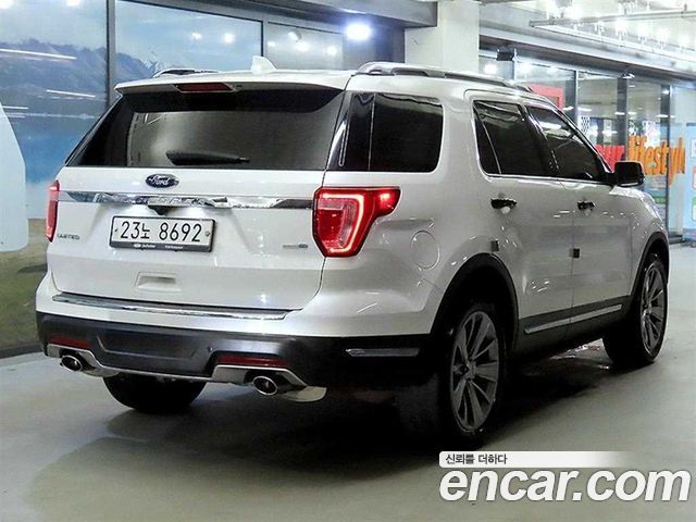 Ford Explorer 2.3 Limited 4WD 5th 2018 — фото 2
