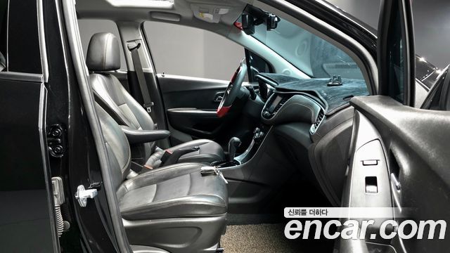 Chevrolet Trax 1.4 Red Line Premier 2019 — фото 12