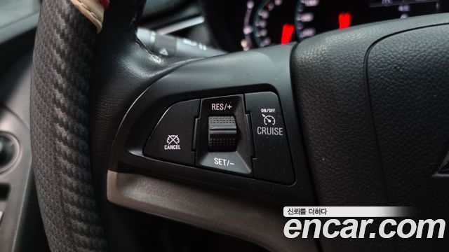 Chevrolet Trax 1.4 Red Line Premier 2019 — фото 31