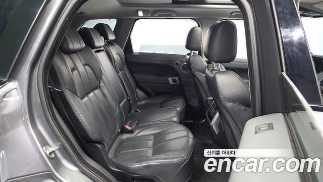 Land Rover Range Rover Sport (II) 3.0 SDV6 HSE 2015 — фото 16