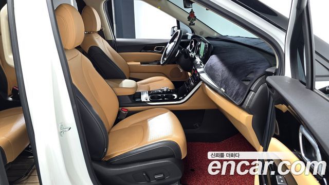 Kia Carnival (IV) Gasoline 9-seater Limousine(Special vehicle) 2023 — фото 26
