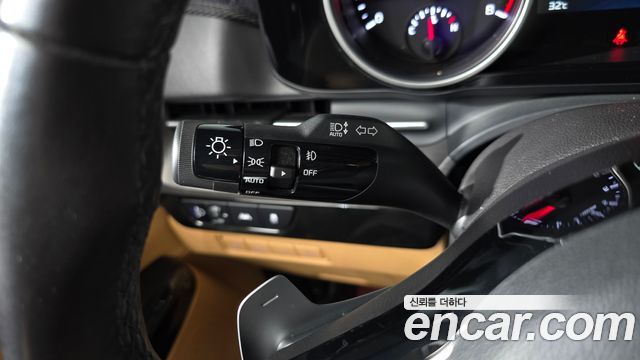 Kia Carnival (IV) Gasoline 9-seater Limousine(Special vehicle) 2023 — фото 30