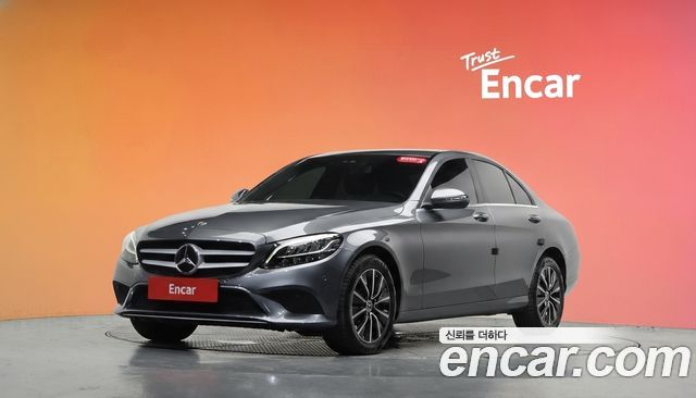 Mercedes-Benz C-Class (W205) C200 2019 — фото 1