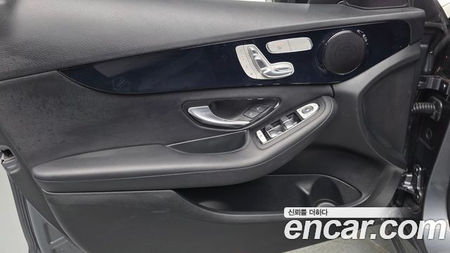 Mercedes-Benz C-Class (W205) C200 2019 — фото 24
