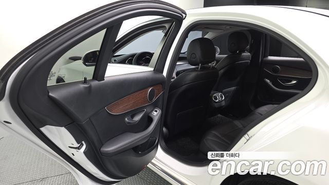 Mercedes-Benz C-Class (W205) C200 Avantgarde 2020 — фото 26