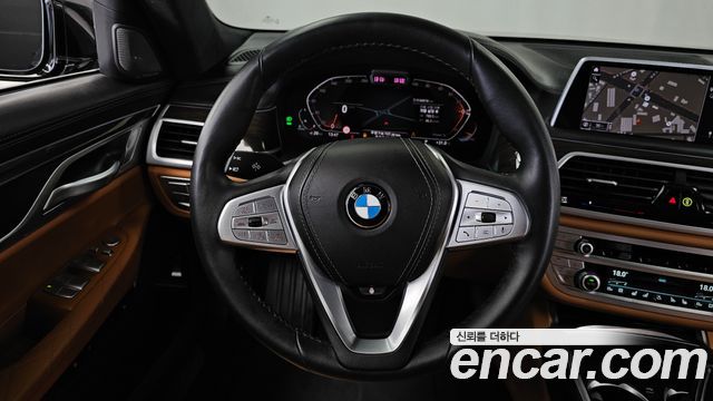 BMW 7 Series (G11) 730Ld xDrive Design Pure Excellence 2021 — фото 17