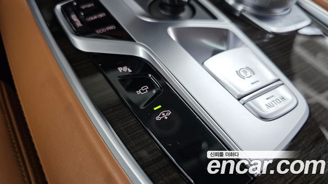 BMW 7 Series (G11) 730Ld xDrive Design Pure Excellence 2021 — фото 39