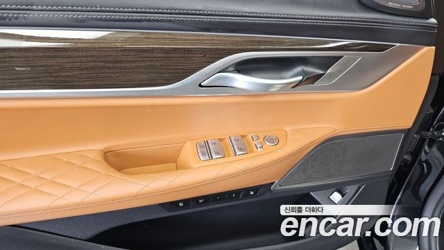 BMW 7 Series (G11) 730Ld xDrive Design Pure Excellence 2021 — фото 44