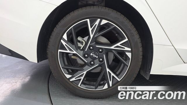Kia K5 (III) 2.0 Noblesse 2024 — фото 5