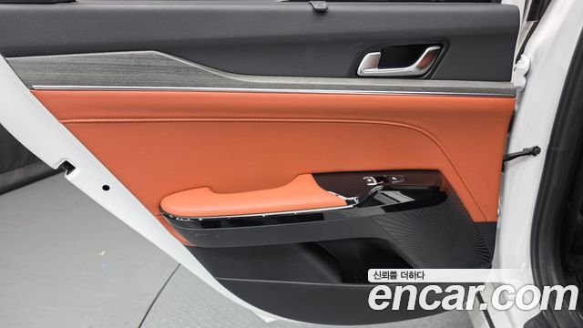 Kia K5 (III) 2.0 Noblesse 2024 — фото 25