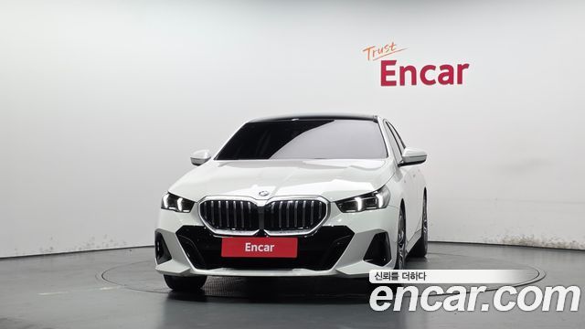 BMW 5 Series (G60) 520i M Sport 2025 — фото 2
